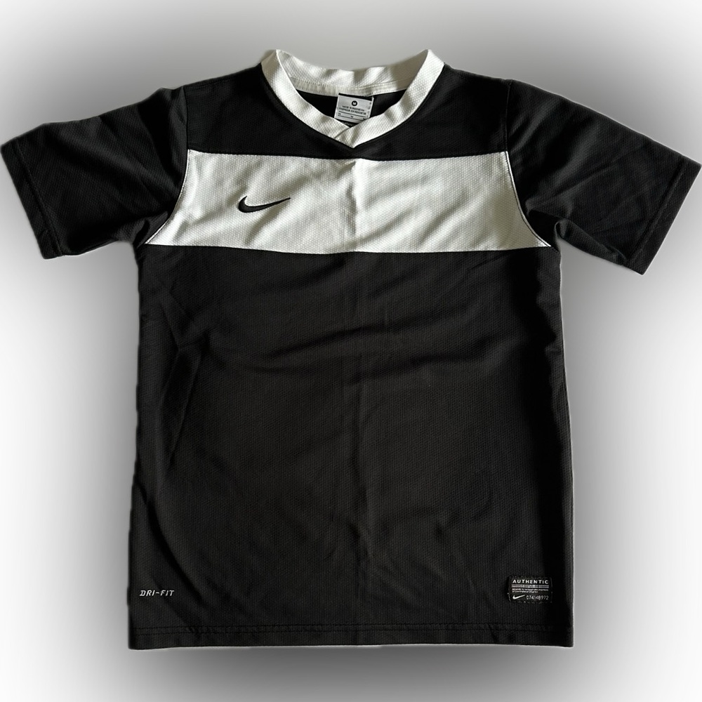 VTG Nike Black and White Dri-FIT Soccer Jersey Youth M